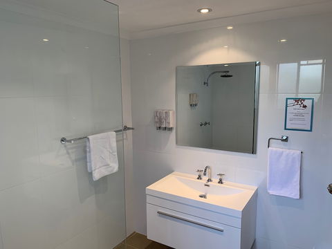 Heritage Motor Inn Goulburn - Sydney 4u 6