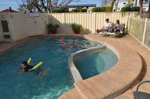 Mollymook Surfbeach Motel And Apartments - Accommodation Sydney 1