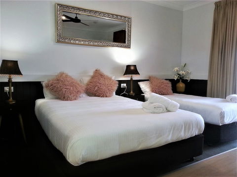 Kurri Motor Inn - Sydney 4u 1