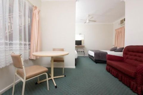 Jasmine Lodge Motel - Accommodation Sydney 7