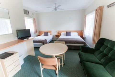 Jasmine Lodge Motel - Accommodation Sydney 4