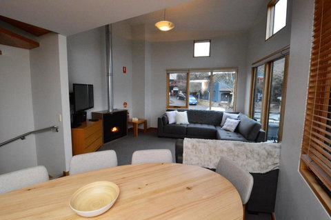 Akuna 3 - Accommodation Sydney 6