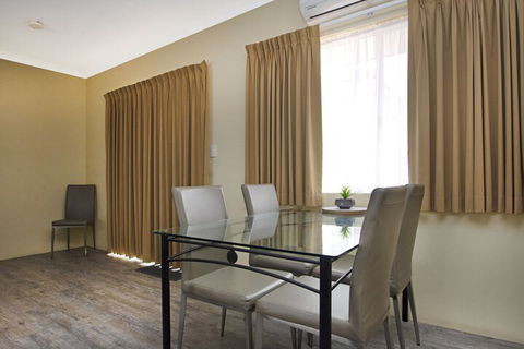 Gale Street Motel And Villas - Sydney 4u 6