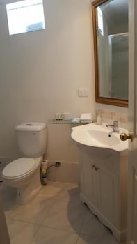 Anchorage Guest House - Sydney 4u 5