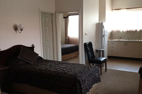 Australian Heritage Motor Inn - Accommodation Sydney 7