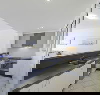 Boardwalk by Rockingham Apartments - Sydney 4u