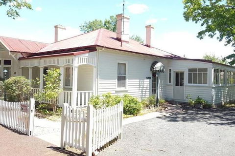 Ross B&B Accommodation - Accommodation Sydney 1