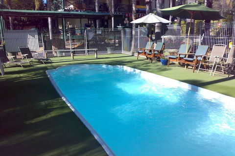 Shady Willows Holiday Park & YHA - Accommodation Sydney 1