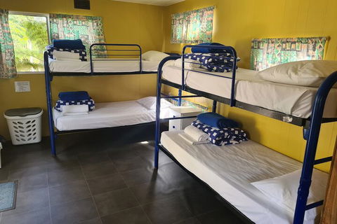 Shady Willows Holiday Park & YHA - Accommodation Sydney 6