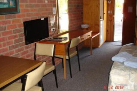 Tooleybuc Country Roads Motor Inn - Sydney 4u 5