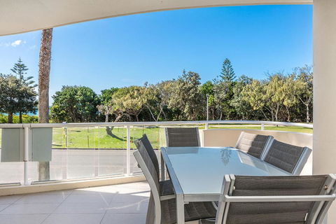 3 / 54 Lawson St. The Palms 3 - Accommodation Sydney 2