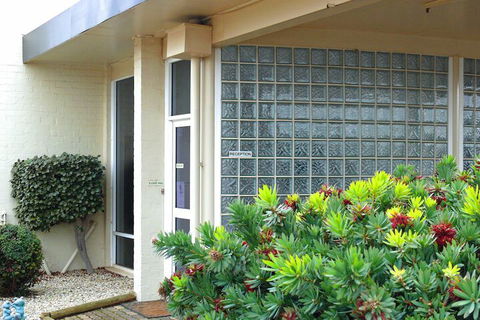 Charles Sturt Motor Inn West Wyalong - Sydney 4u 2
