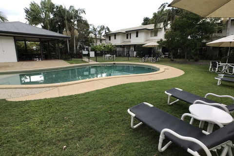 Treetops Lakeside Guesthouse - Accommodation Sydney 6