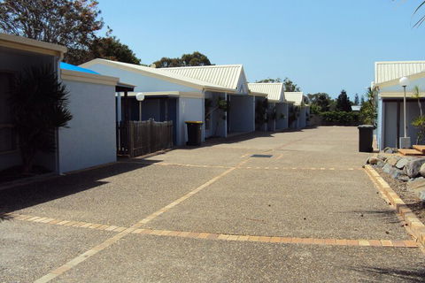 Palm Valley Motel And Self-contained Holiday Units - Accommodation Sydney 1