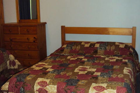 Palm Valley Motel And Self-contained Holiday Units - Accommodation Sydney 4