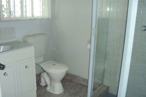 Palm Valley Motel And Self-contained Holiday Units - Accommodation Sydney 3