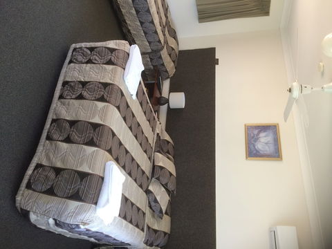 Hanging Rock Family Motel - Accommodation Sydney 6