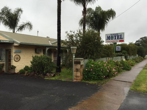 Oasis Motel Peak Hill - Sydney 4u 5