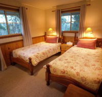 Accommodation Creek Cottages - Sydney 4u