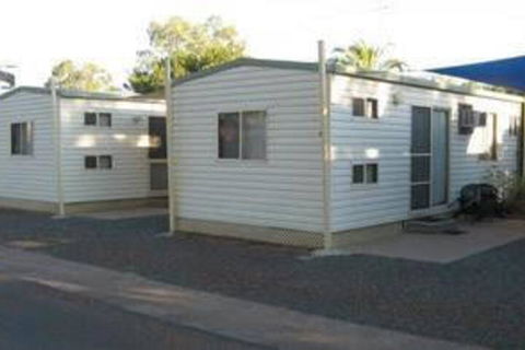 West Wyalong Caravan Park - Sydney 4u 3