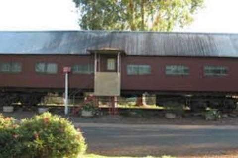 West Wyalong Caravan Park - Sydney 4u 0