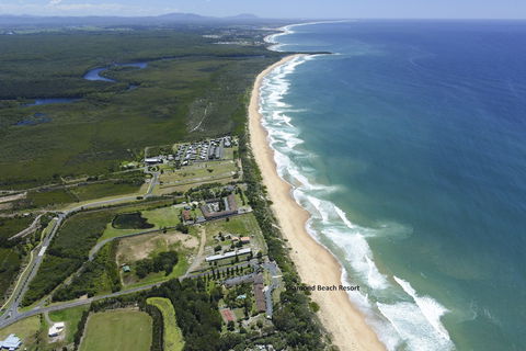 Diamond Beach Resort - Sydney 4u 6