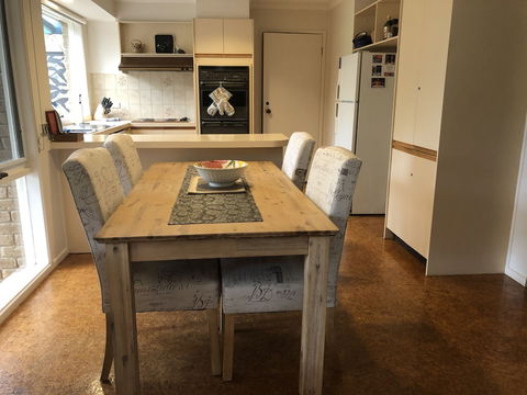 Countryside Connections Spa Cottage - Sydney 4u 5