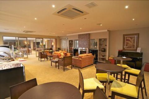 Broadbeach Inverloch Resort - Accommodation Sydney 5