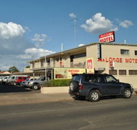 A  A Lodge Motel Emerald - Accommodation Sydney