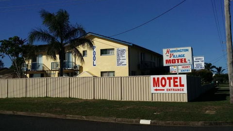 Harrington Village Motel - Accommodation Sydney 2