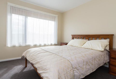Catherine Lodge Farm Gate Cottages - Accommodation Sydney 6