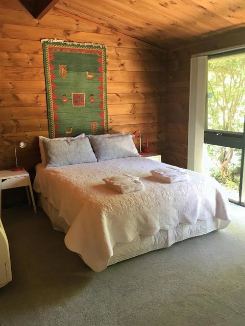 Hilltop - Accommodation Sydney 4