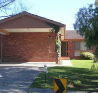 Australian Home Away at East Doncaster - Sydney 4u