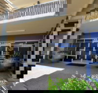 Mayfair Motel Emerald - Accommodation Sydney