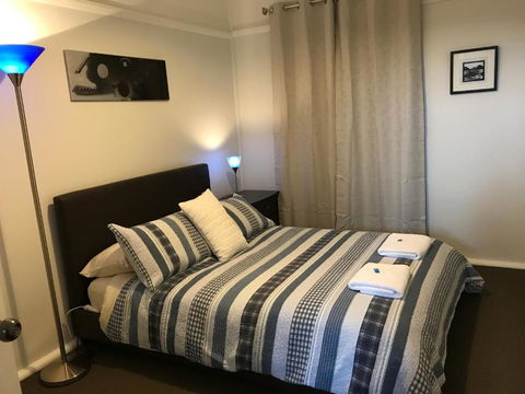 Five Ways Apartment - Sydney 4u 4