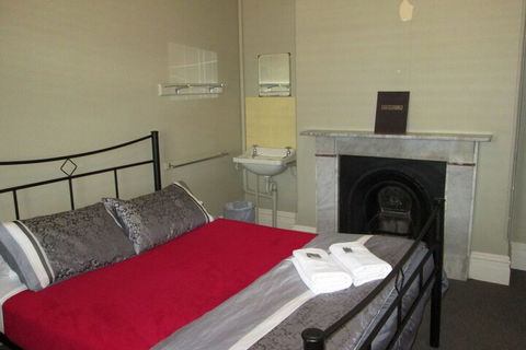 Maclean Hotel - Accommodation Sydney 4