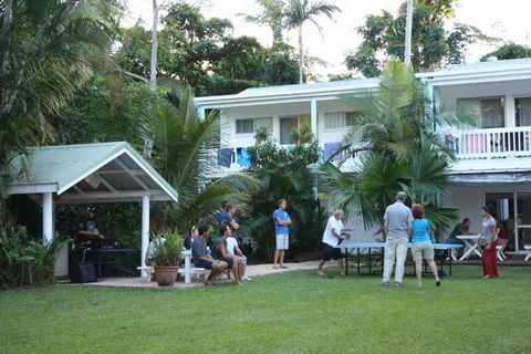 Absolute Backpackers Mission Beach - Accommodation Sydney 3