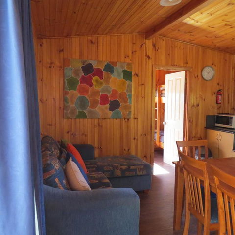 Captain Cook Holiday Park - Sydney 4u 6