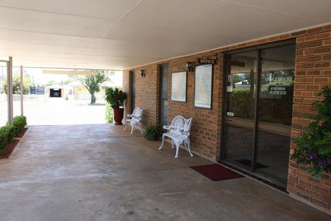 Mid Town Inn Narrabri - Sydney 4u 4