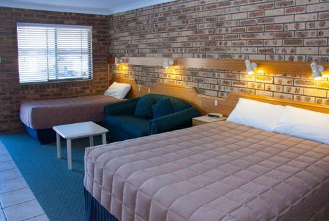 Mid Town Inn Narrabri - Sydney 4u 5