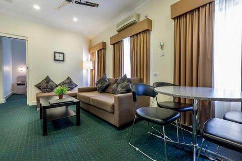Melbourne's Princes Park Motor Inn - Accommodation Sydney 2