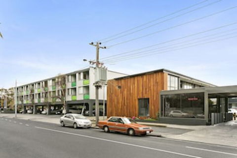 Melbourne's Princes Park Motor Inn - Accommodation Sydney 0