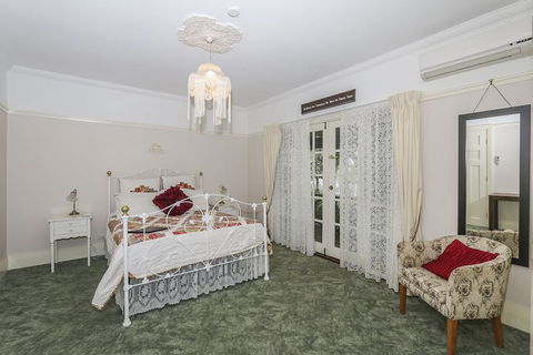 Rosebridge House Bed & Breakfast Adult Retreat - Sydney 4u 7