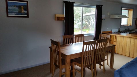 Seahorse Coastal Villas - Accommodation Sydney 6