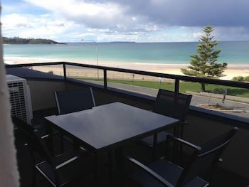 Beachhouse Mollymook - Accommodation Sydney 1