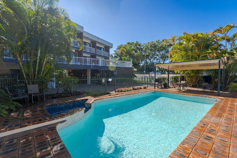 Red Star Hotels Palm Beach - Sydney 4u 5