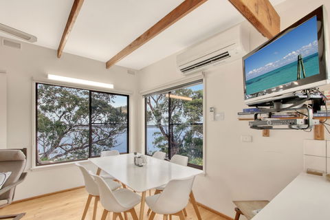 Jetty Road Retreat - Sydney 4u 4
