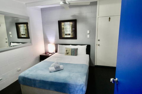 Hideaway Noosa Men Only Beach Resort - Accommodation Sydney 1