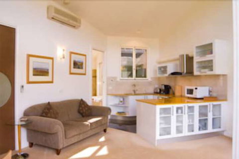 The Gatehouse At Villa Raedward - Accommodation Sydney 1