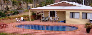 Copper Country Motor Inn & Restaurant - Sydney 4u 3